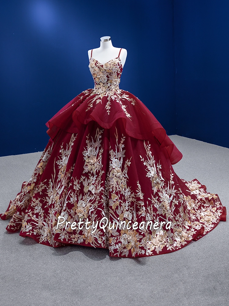 Short Train Spaghetti Strap Quinceanera Dress with Golden 3D Floral Appliques